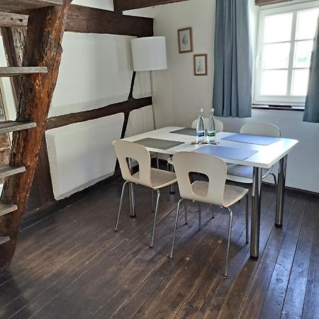 1463 Apartmenthaus คาร์ลสรูเฮอ ภายนอก รูปภาพ