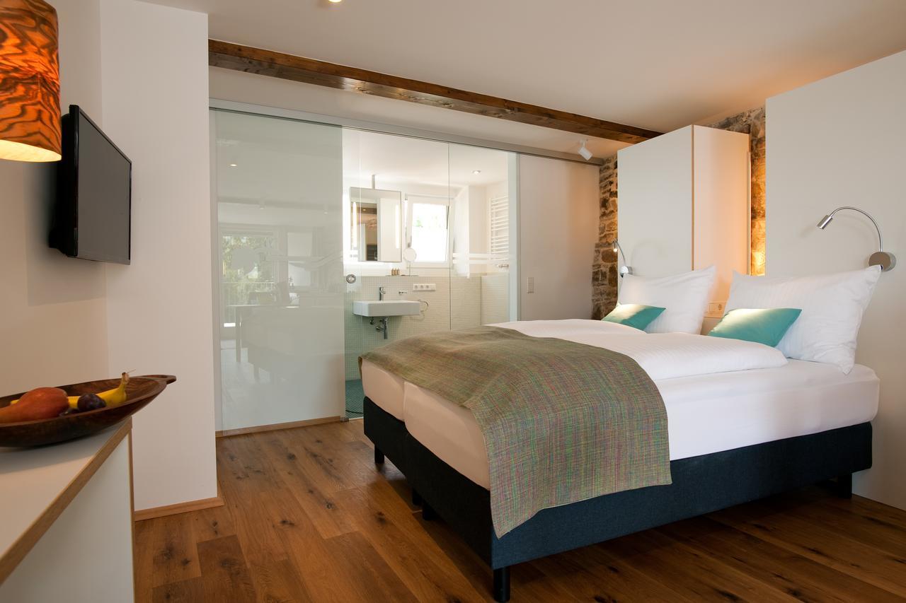 1463 Apartmenthaus คาร์ลสรูเฮอ ภายนอก รูปภาพ