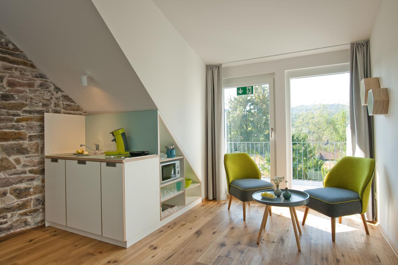 1463 Apartmenthaus คาร์ลสรูเฮอ ภายนอก รูปภาพ
