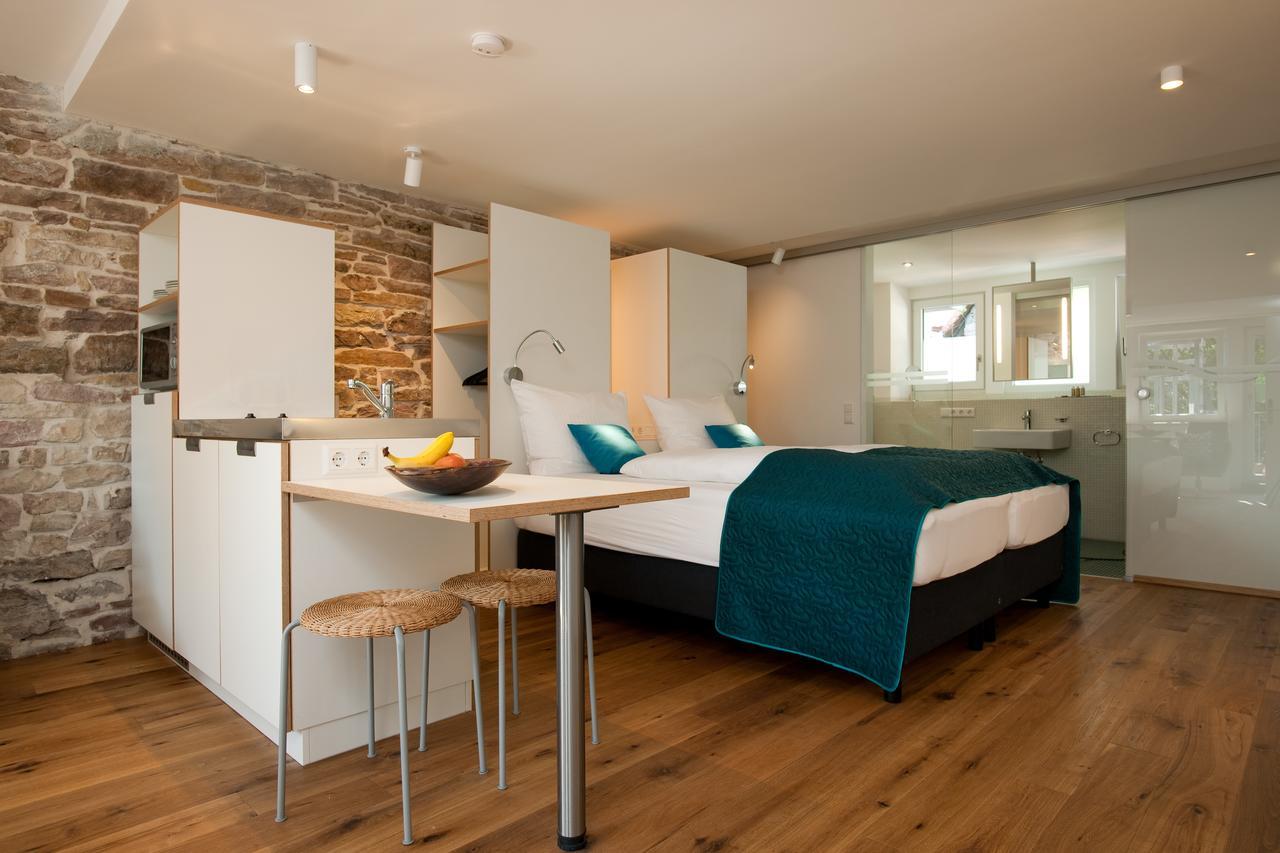 1463 Apartmenthaus คาร์ลสรูเฮอ ภายนอก รูปภาพ